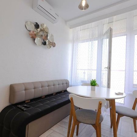 Skyview Apartments Odessa Dış mekan fotoğraf