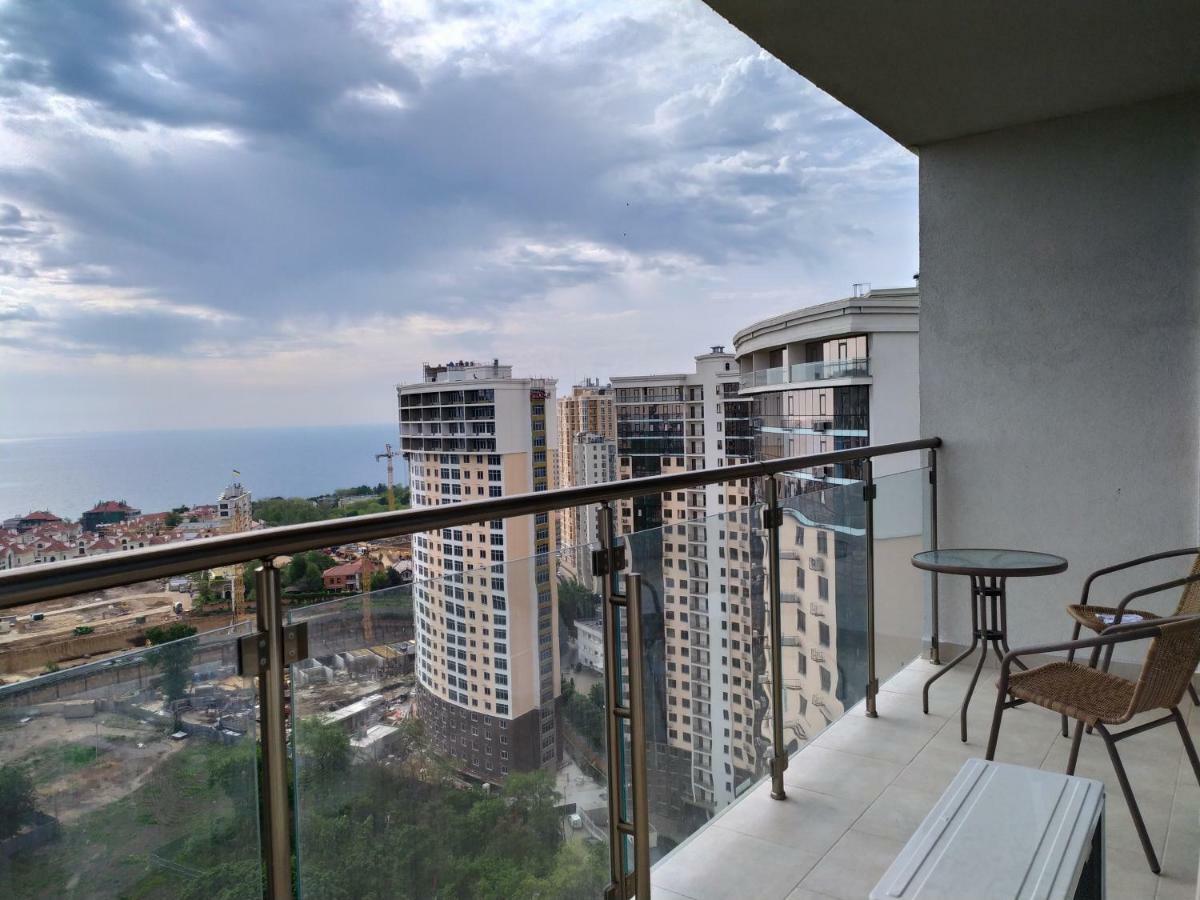 Skyview Apartments Odessa Dış mekan fotoğraf